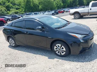 2017 Toyota Prius Two z VIN JTDKARFU9H3536248, wystawiony jako IAAI lot #42314273 z przebiegiem 108 001 mil mil oraz . Historia ofert i sprzedaży dostępna na DreamBid. Obrazek 1.