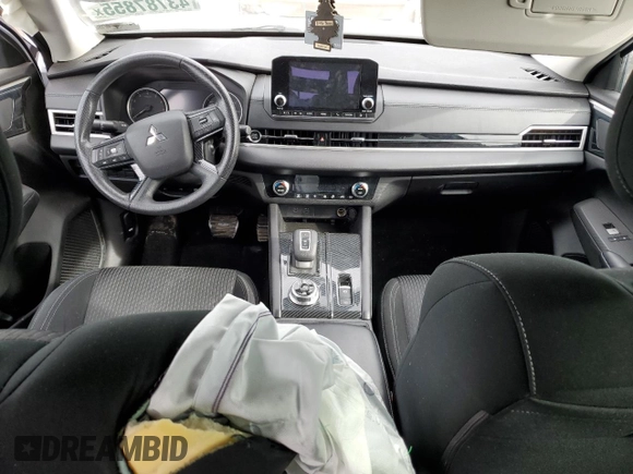 2022 Mitsubishi Outlander ES with VIN JA4J4TA8XNZ027959, listed as a Copart auction lot 43787855 with 67,949 mi miles and Salvage Title. Bid and sale history available at carsss.com. Image 8.