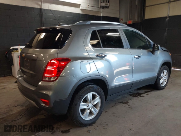 2020 Chevrolet Trax LT with VIN 3GNCJPSB7LL189181, listed as a IAAI auction lot 41661652 with 67,519 mi miles. Bid and sale history available at carsss.com. Image 4.