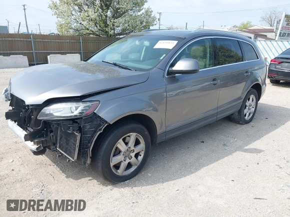 2011 Audi Q7 Premium Plus z VIN WA1LGAFE0BD009109, wystawiony jako IAAI lot #42133125 z przebiegiem 186 352 mil mil oraz . Historia ofert i sprzedaży dostępna na DreamBid. Obrazek 2.