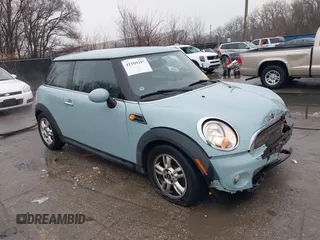 2012 MINI Hardtop with VIN WMWSU3C54CT541901, listed as a IAAI auction lot 41169297 with 147,677 mi miles and . Bid and sale history available at DreamBid. Image 1.