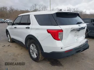 2022 Ford Explorer with VIN 1FMSK8BB8NGA06672, listed as a IAAI auction lot 41577022 with 57,692 mi miles. Bid and sale history available at carsss.com. Image 3.