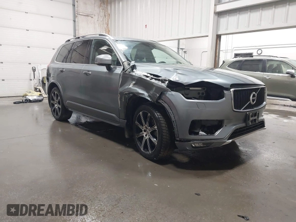 2018 Volvo XC90 Momentum z VIN YV4A22PK5J1371701, wystawiony jako IAAI lot #41647816 z przebiegiem 48 603 mil mil oraz . Historia ofert i sprzedaży dostępna na DreamBid. Obrazek 1.