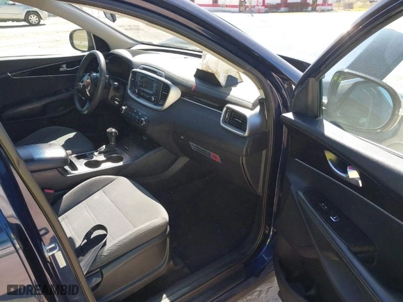 2016 Kia Sorento LX with VIN 5XYPGDA54GG043840, listed as a IAAI auction lot 41837698 with 57,947 mi miles. Bid and sale history available at carsss.com. Image 5.