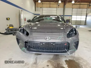 2023 Toyota 86 Premium z VIN JF1ZNBF18P8763745, wystawiony jako Copart lot #55477555 z przebiegiem 45 477 mil mil oraz Szkoda całkowita • Salvage title. Historia ofert i sprzedaży dostępna na DreamBid. Obrazek 5.