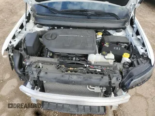 2019 Jeep Cherokee Latitude Plus z VIN 1C4PJMLX0KD372848, wystawiony jako Copart lot #53828285 z przebiegiem 30 007 mil mil oraz Szkoda całkowita • Salvage title. Historia ofert i sprzedaży dostępna na DreamBid. Obrazek 11.
