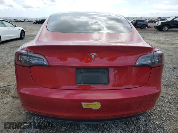 2022 Tesla Model 3 z VIN 5YJ3E1EA5NF155772, wystawiony jako Copart lot #50805725 z przebiegiem 73 491 mil mil oraz Szkoda całkowita • Salvage title. Historia ofert i sprzedaży dostępna na DreamBid. Obrazek 6.