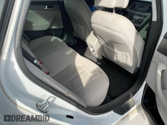 2016 Hyundai Sonata SE with VIN 5NPE24AF8GH402260, listed as a Copart auction lot 54110055 with 218,272 mi miles and Clean Title. Bid and sale history available at carsss.com. Image 6.