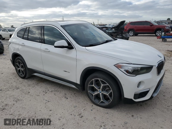 2017 BMW X1 sDrive28i with VIN WBXHU7C37H5H34418, listed as a Copart auction lot 53073995 with 67,980 mi miles and Salvage Title. Bid and sale history available at carsss.com. Image 4.