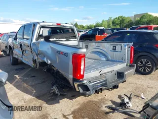 2024 Ford F-250 XL с VIN 1FT7W2BT8REE95869, выставлен на аукционе IAAI как лот 42170240 с пробегом Не указан миль и . История ставок и продаж доступна на DreamBid. Изображение 3.