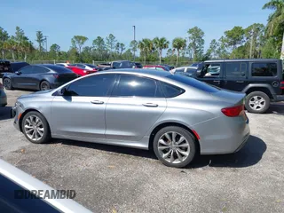 2016 Chrysler 200 S z VIN 1C3CCCBG2GN134512, wystawiony jako IAAI lot #41882817 z przebiegiem 90 124 mil mil oraz . Historia ofert i sprzedaży dostępna na DreamBid. Obrazek 15.
