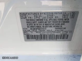2016 Nissan Sentra SR with VIN 3N1AB7AP3GY279773, listed as a IAAI auction lot 41889924 with 112,044 mi miles. Bid and sale history available at carsss.com. Image 9.