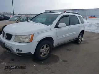 2007 Pontiac Torrent with VIN 2CKDL73F176061840, listed as a IAAI auction lot 41166563 with 178,381 mi miles. Bid and sale history available at carsss.com. Image 2.