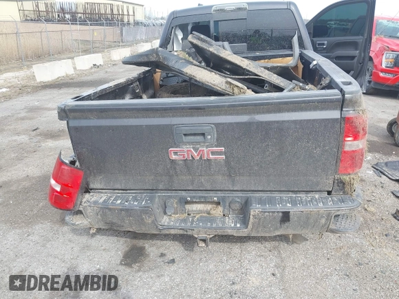 2015 GMC Sierra 1500 SLE z VIN 1GTV2UEC3FZ212843, wystawiony jako IAAI lot #42030130 z przebiegiem Nie podano mil oraz . Historia ofert i sprzedaży dostępna na DreamBid. Obrazek 16.