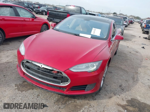 2013 Tesla Model S с VIN 5YJSA1CN9DFP09973, выставлен на аукционе IAAI как лот 41657188 с пробегом 61 546 миль миль и . История ставок и продаж доступна на DreamBid. Изображение 19.