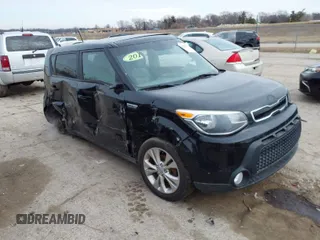 2015 Kia Soul + with VIN KNDJP3A58F7805840, listed as a IAAI auction lot 41533211 with 98,992 mi miles. Bid and sale history available at carsss.com. Image 1.