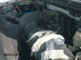 2006 Ford F-150 XL z VIN 1FTRF12W16NA86993, wystawiony jako IAAI lot #41947315 z przebiegiem Nie podano mil oraz . Historia ofert i sprzedaży dostępna na DreamBid. Obrazek 12.