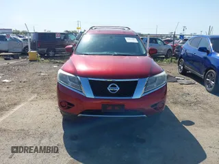 2013 Nissan Pathfinder Platinum with VIN 5N1AR2MN7DC605905, listed as a IAAI auction lot 42012107 with 154,420 mi miles. Bid and sale history available at carsss.com. Image 6.