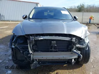 2020 Jaguar F-Pace 25t Premium with VIN SADCJ2FX7LA630157, listed as a IAAI auction lot 41410660 with 58,972 mi miles and . Bid and sale history available at DreamBid. Image 13.