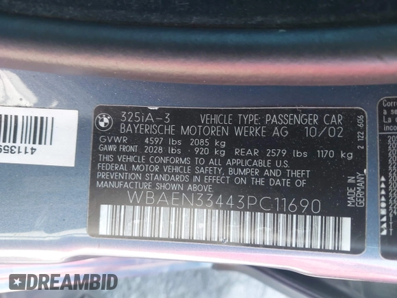 2003 BMW 3 Series 325i with VIN WBAEN33443PC11690, listed as a IAAI auction lot 41939082 with 159,123 mi miles. Bid and sale history available at carsss.com. Image 9.