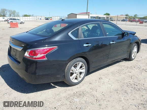 2015 Nissan Altima 2.5 S with VIN 1N4AL3AP3FC191984, listed as a IAAI auction lot 42017225 with 103,086 mi miles. Bid and sale history available at carsss.com. Image 4.