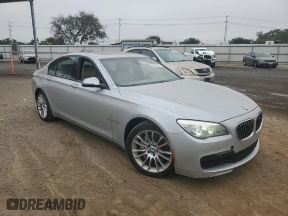 2013 BMW 7 Series 740i with VIN WBAYA6C53DD143952, listed as a Copart auction lot 76064454 with 119,896 mi miles and Clean Title. Bid and sale history available at carsss.com. Image 4.