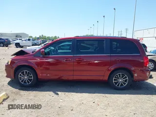 2017 Dodge Grand Caravan SXT with VIN 2C4RDGCG6HR581664, listed as a IAAI auction lot 41986539 with 111,164 mi miles and . Bid and sale history available at DreamBid. Image 15.