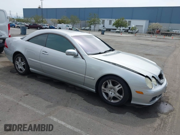 2003 Mercedes-Benz CL 5.0L with VIN WDBPJ75J23A033309, listed as a IAAI auction lot 41980289 with 174,484 mi miles. Bid and sale history available at carsss.com. Image 1.