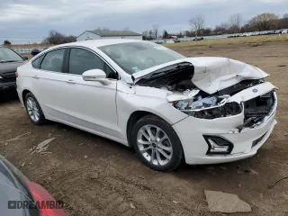 2019 Ford Fusion Energi Titanium with VIN 3FA6P0SU2KR184968, listed as a Copart auction lot 69922842 with 105,834 mi miles. Bid and sale history available at carsss.com. Image 4.