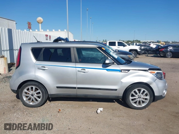 2019 Kia Soul + with VIN KNDJP3A56K7639781, listed as a IAAI auction lot 41846340 with 103,212 mi miles. Bid and sale history available at carsss.com. Image 13.