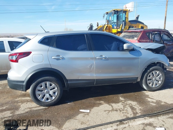 2020 Nissan Rogue Sport SL with VIN JN1BJ1CWXLW361803, listed as a IAAI auction lot 41141947 with 57,801 mi miles. Bid and sale history available at carsss.com. Image 13.