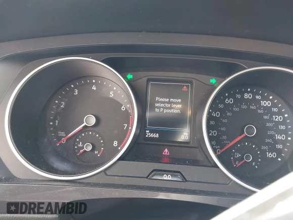 2021 Volkswagen Tiguan SE z VIN 3VV3B7AX4MM095811, wystawiony jako IAAI lot #41476490 z przebiegiem 25 668 mil mil oraz . Historia ofert i sprzedaży dostępna na DreamBid. Obrazek 7.