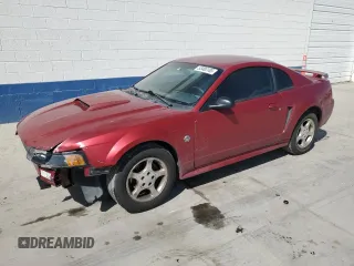 2004 Ford Mustang Standard с VIN 1FAFP40654F212774, выставлен на аукционе Copart как лот 53480185 с пробегом 178 246 миль миль и Списание • Salvage title. История ставок и продаж доступна на DreamBid. Изображение 1.