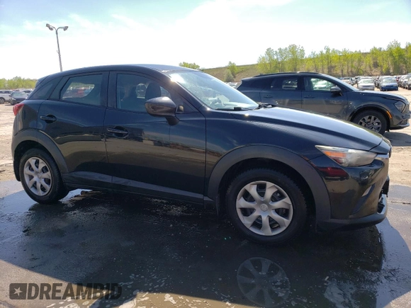 2016 Mazda CX-3 Sport z VIN JM1DKBB72G0106476, wystawiony jako Copart lot #56236245 z przebiegiem 161 207 mil mil oraz Szkody całkowita. Historia ofert i sprzedaży dostępna na DreamBid. Obrazek 4.