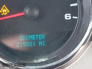 2008 GMC Sierra 1500 SLE1 with VIN 3GTEK13J18G296146, listed as a IAAI auction lot 41517905 with 215,081 mi miles. Bid and sale history available at carsss.com. Image 15.