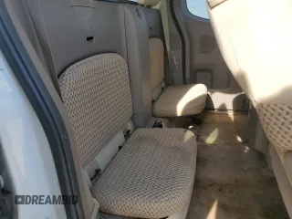 2014 Nissan Frontier SV z VIN 1N6AD0CW4EN744510, wystawiony jako Copart lot #50601065 z przebiegiem 179 159 mil mil oraz Szkoda całkowita • Salvage title. Historia ofert i sprzedaży dostępna na DreamBid. Obrazek 10.