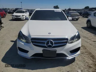 2015 Mercedes-Benz E 350 Sport with VIN WDDHF5KB1FB106120, listed as a Copart auction lot 65053485 with 159,542 mi miles and Clean title. Bid and sale history available at DreamBid. Image 6.