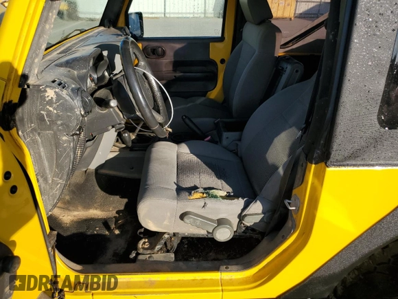 2009 Jeep Wrangler Rubicon with VIN 1J4GA64139L738432, listed as a Copart auction lot 74249764 with 149,315 mi miles and Clean Title. Bid and sale history available at DreamBid. Image 7.