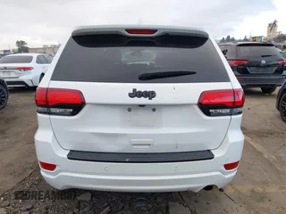 2018 Jeep Grand Cherokee Altitude with VIN 1C4RJEAGXJC153479, listed as a IAAI auction lot 41493917 with 83,589 mi miles. Bid and sale history available at carsss.com. Image 15.
