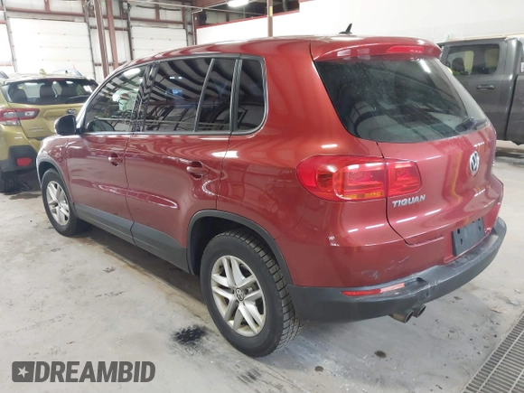 2012 Volkswagen Tiguan SEL with VIN WVGAV7AX8CW005728, listed as a IAAI auction lot 41858620 with 152,181 mi miles and . Bid and sale history available at DreamBid. Image 3.