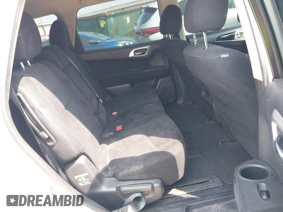 2015 Nissan Pathfinder SV with VIN 5N1AR2MN6FC607826, listed as a IAAI auction lot 42357176 with 176,280 mi miles and . Bid and sale history available at DreamBid. Image 8.
