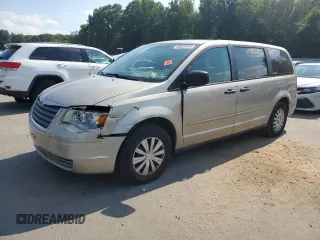 2008 Chrysler Town & Country LX with VIN 2A8HR44H68R617462, listed as a Copart auction lot 68522444 with 169,155 mi miles and Salvage Title. Bid and sale history available at DreamBid. Image 1.