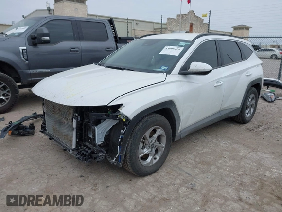2024 Hyundai Tucson SEL with VIN 5NMJB3DE1RH399729, listed as a IAAI auction lot 41608218 with 12,865 mi miles. Bid and sale history available at carsss.com. Image 2.