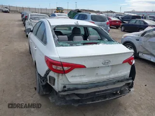 2017 Hyundai Sonata SE with VIN 5NPE24AF4HH502146, listed as a IAAI auction lot 41806979 with 88,289 mi miles and . Bid and sale history available at DreamBid. Image 6.
