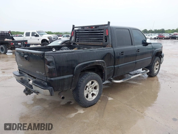 2005 Chevrolet Silverado 1500 LT with VIN 2GCEK13T451222239, listed as a IAAI auction lot 42035279 with 191,439 mi miles and . Bid and sale history available at DreamBid. Image 4.