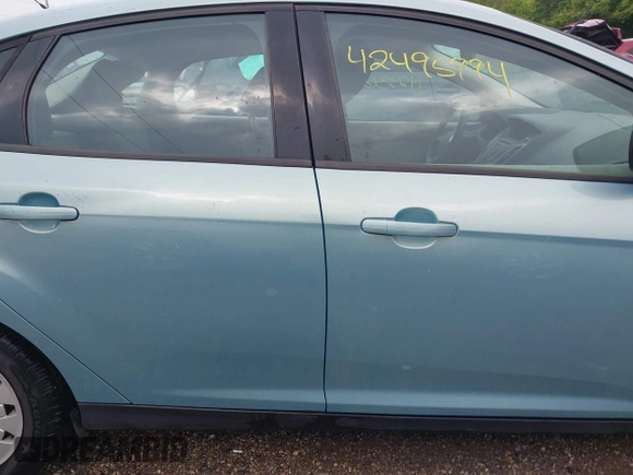 2012 Ford Focus SE with VIN 1FAHP3F29CL464650, listed as a IAAI auction lot 42495994 with 142,336 mi miles and . Bid and sale history available at DreamBid. Image 14.