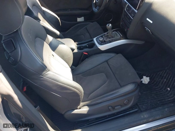 2009 Audi A5 with VIN WAUDK78T29A019706, listed as a IAAI auction lot 41697518 with 136,722 mi miles. Bid and sale history available at carsss.com. Image 5.