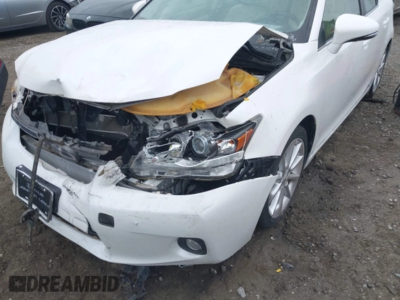 2012 Lexus CT 200h с VIN JTHKD5BH3C2066143, выставлен на аукционе IAAI как лот 42381163 с пробегом 45 355 миль миль и . История ставок и продаж доступна на DreamBid. Изображение 6.