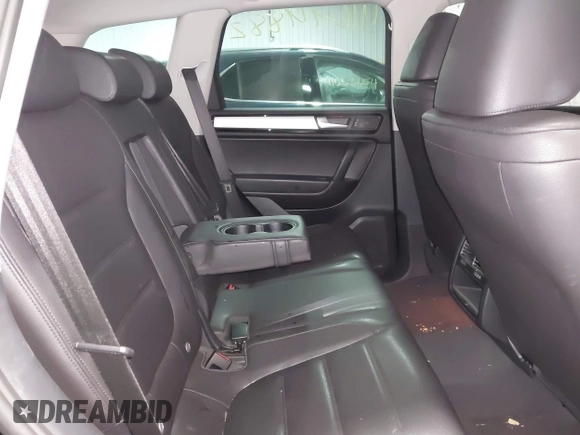 2013 Volkswagen Touareg Exec с VIN WVGEF9BP9DD004013, выставлен на аукционе IAAI как лот 41644882 с пробегом 148 096 миль миль и . История ставок и продаж доступна на DreamBid. Изображение 8.