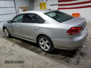 2012 Volkswagen Passat SE z VIN 1VWBP7A36CC081303, wystawiony jako Copart lot #52147655 z przebiegiem 106 446 mil mil oraz Czysty tytuł • Clean title. Historia ofert i sprzedaży dostępna na DreamBid. Obrazek 2.